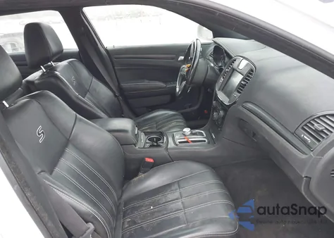 2016 Chrysler 300 300S z USA, uszkodzony, nr VIN 2C3CCAGG2GH183084